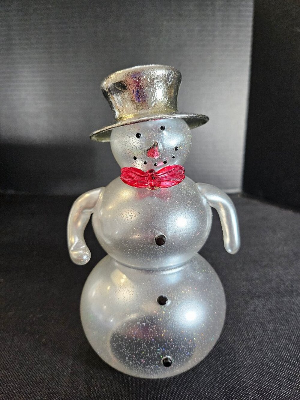 Living Quarters 7" Blown Glass Silver Glitter Snowman Figurine In Box
